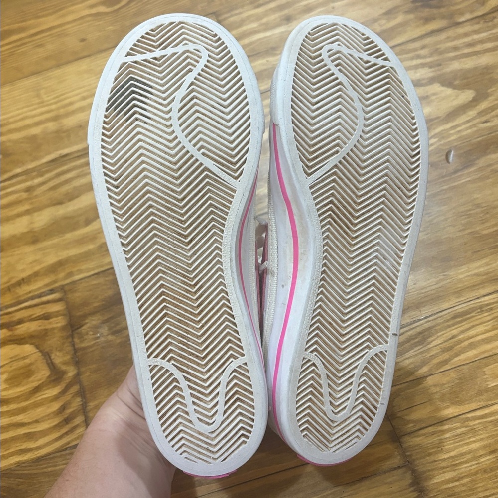 Nike Court Legacy Sneakers White & Laser Fuchsia Pink Swoosh Size 4Y - Picture 3 of 6